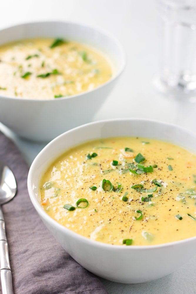 2 bowls of vegan cauliflower soup