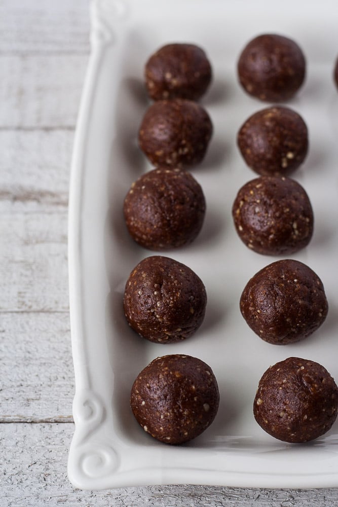 Date Sweetened Raw Chocolate Bites; vegan, gluten-free and oil-free.