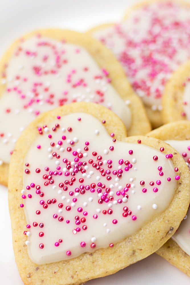 Vegan Sugar Cookies with Easy Icing | Nora Cooks