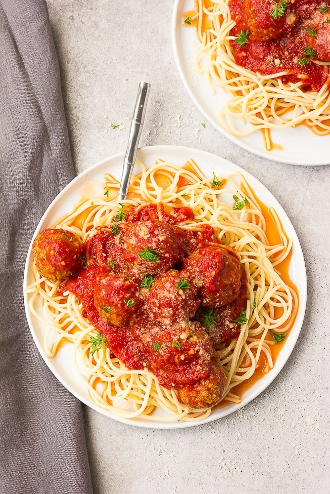 plate with meatballs and spaghetti