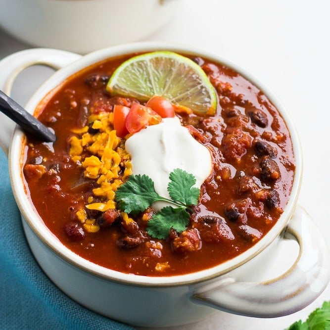 Ultimate Vegan Chili by Nora Cooks