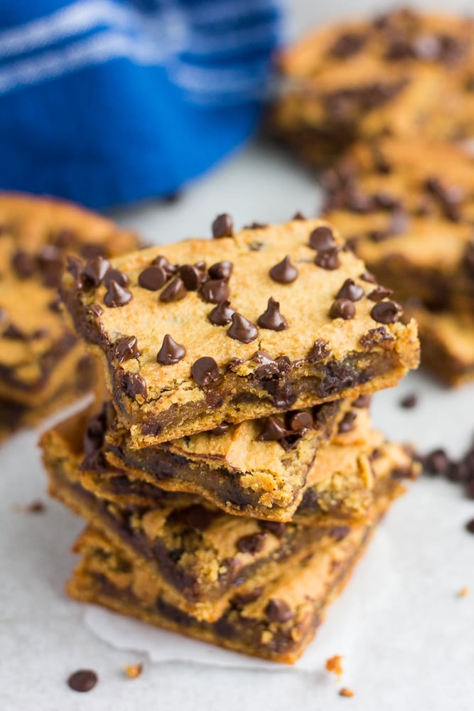 stack of 3 unevenly stacked chickpea blondies