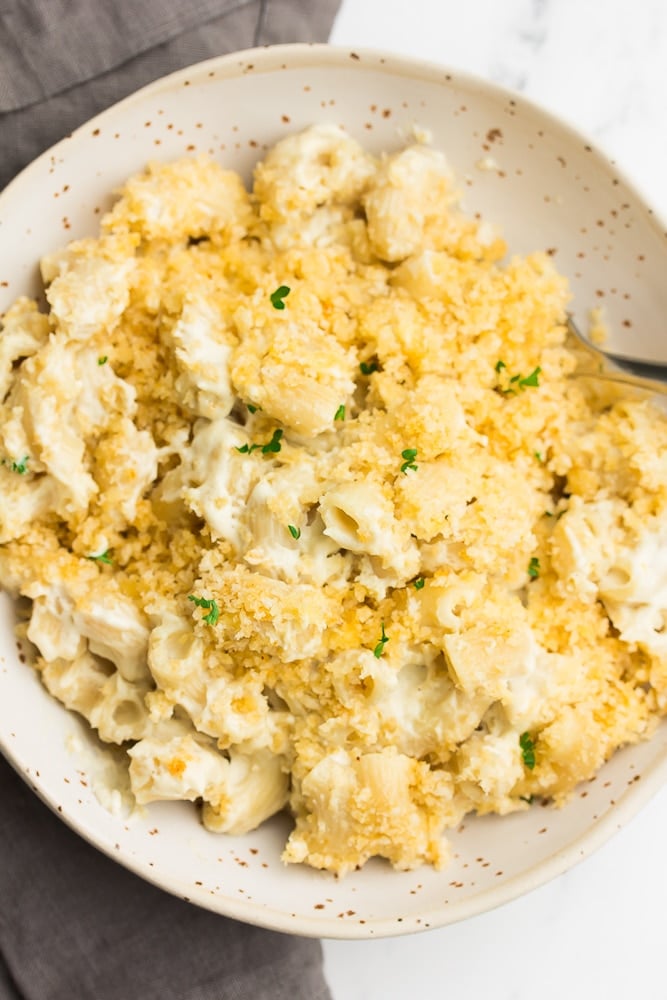 bowl of vegan baked mac and cheese