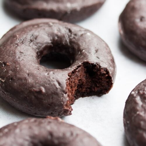 Cinnamon Sugar Vegan Donuts - Nora Cooks