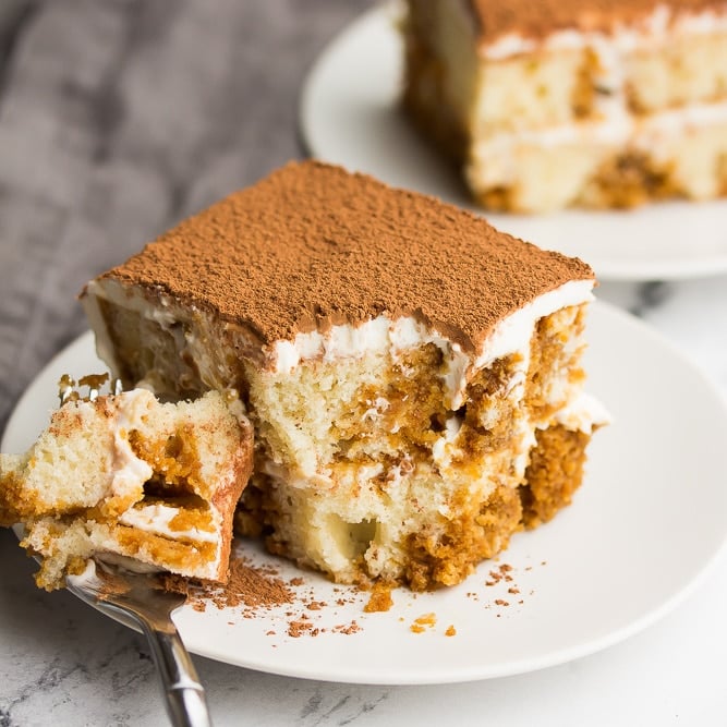 https://www.noracooks.com/wp-content/uploads/2020/07/vegan-tiramisu-1.jpg