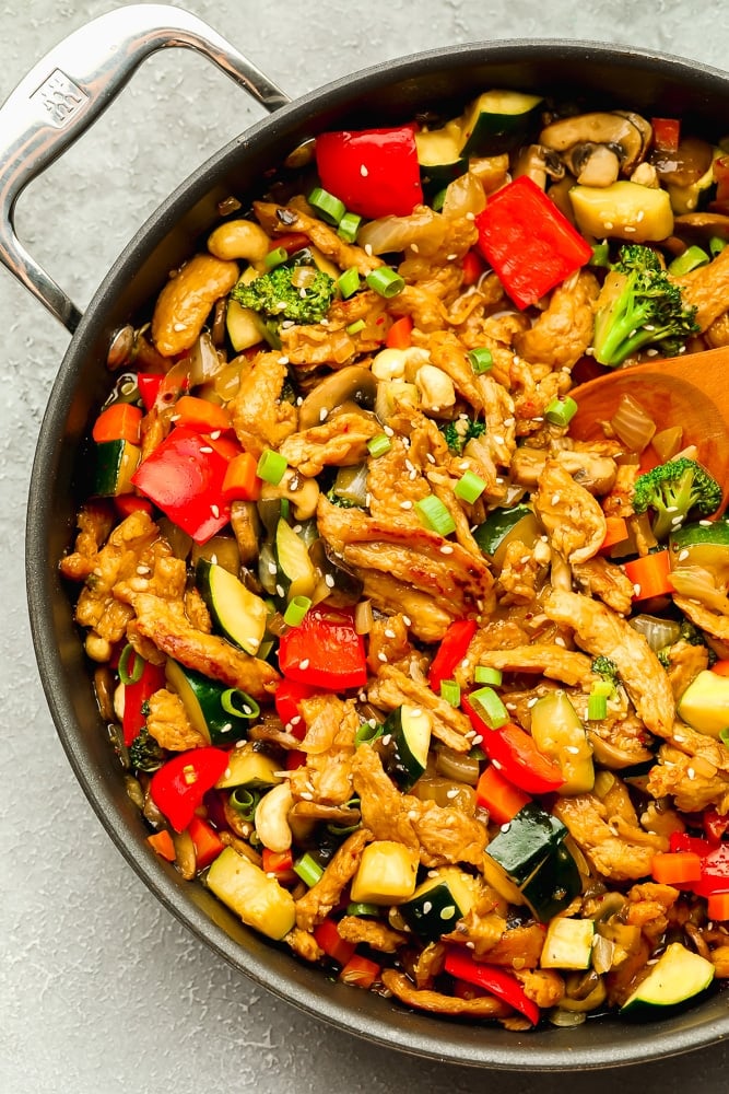 large skillet with cooked vegetable stir fry