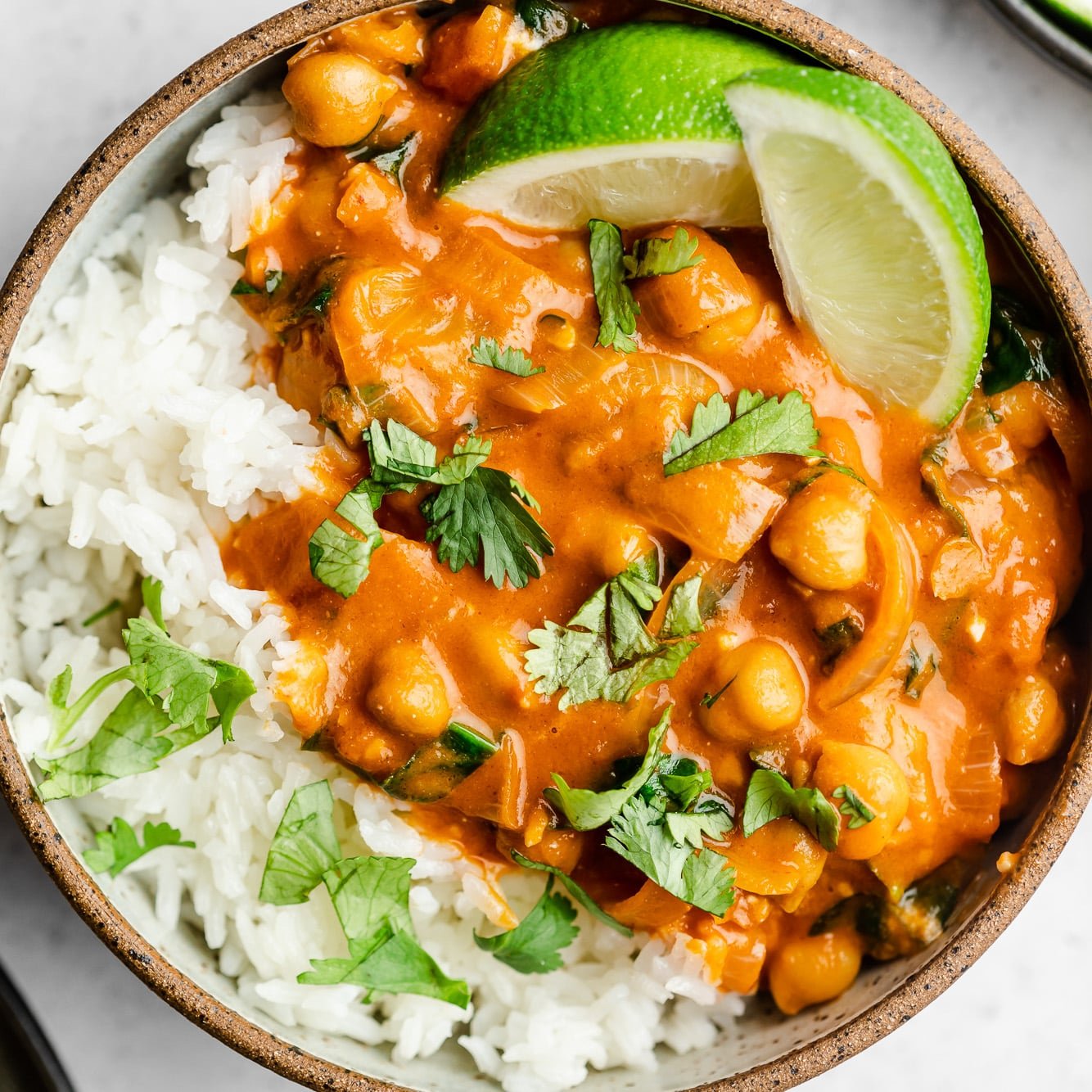 Easy Chickpea Curry – Nora Cooks – VeganFanatic.com