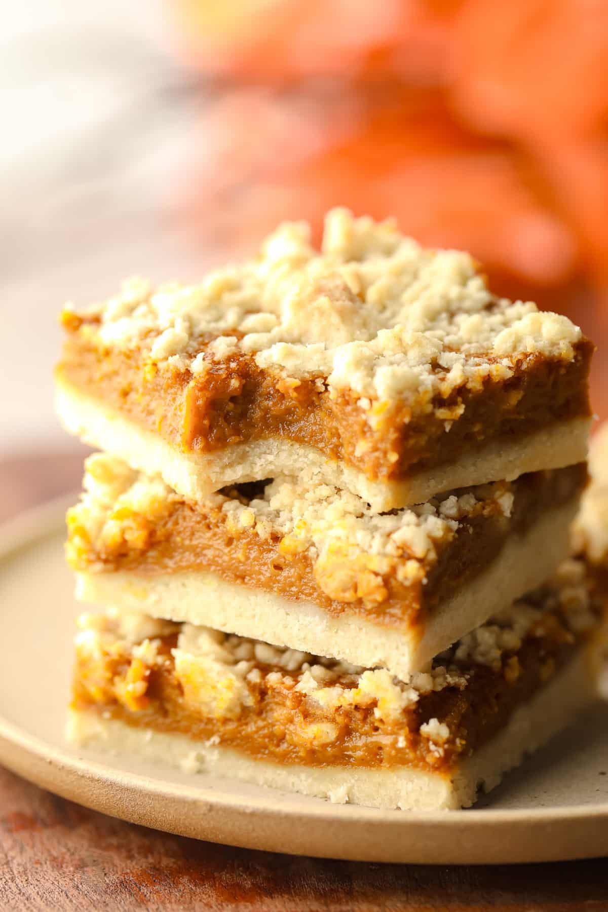 Pumpkin crumble bars nora cooks