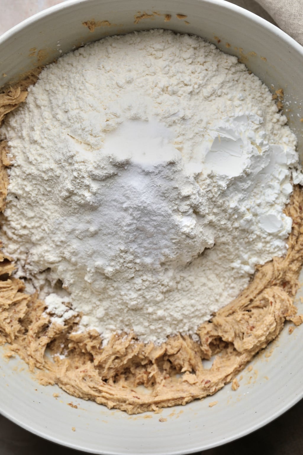 Perfect Vegan Chocolate Chip Cookies - Nora Cooks