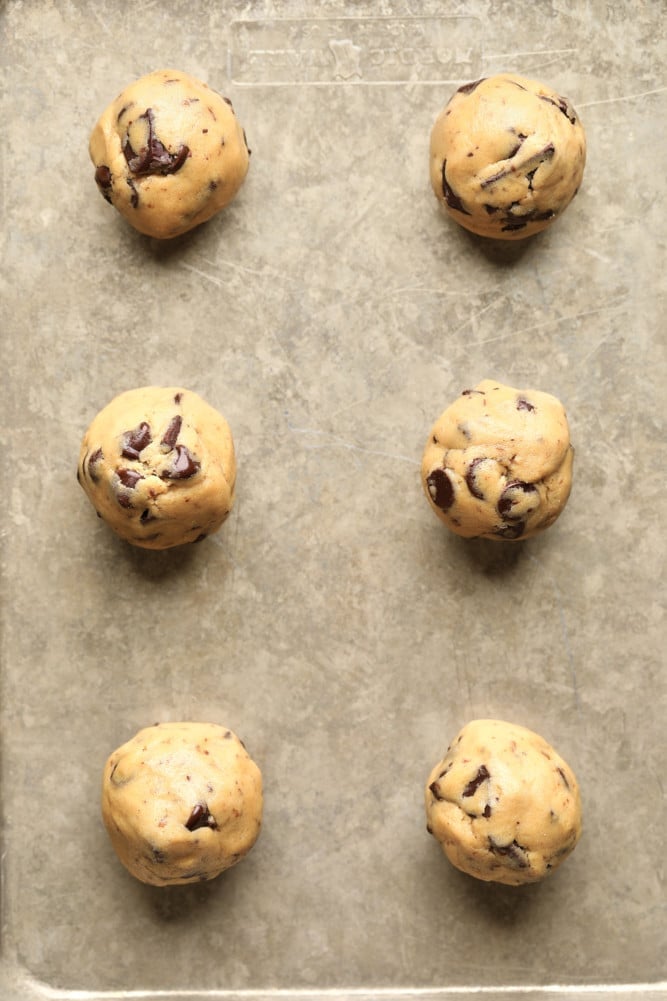 Perfect Vegan Chocolate Chip Cookies - Nora Cooks
