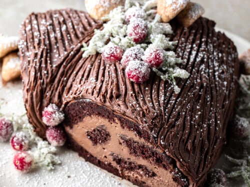 Vegan Yule Log Cake (Bûche De Noël)