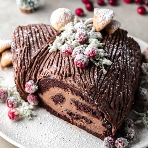 Vegan Yule Log Cake (Bûche De Noël)