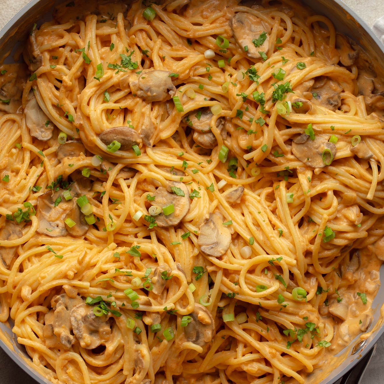 Creamy Gochujang Noodles with Mushrooms